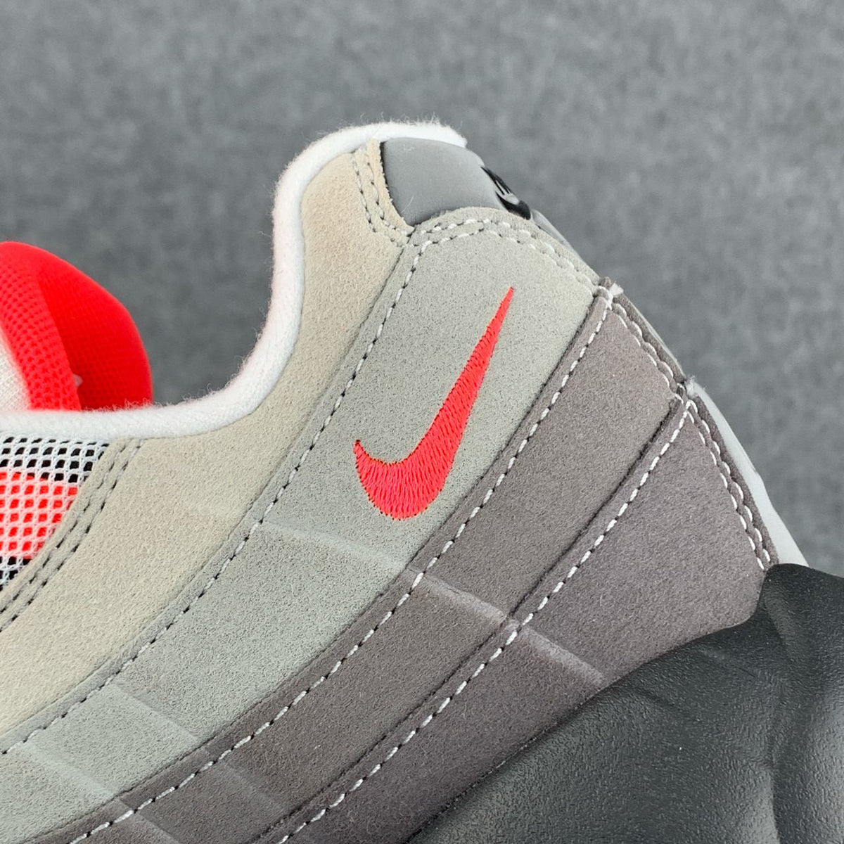 Air Max 95 OG 'Solar Red'
