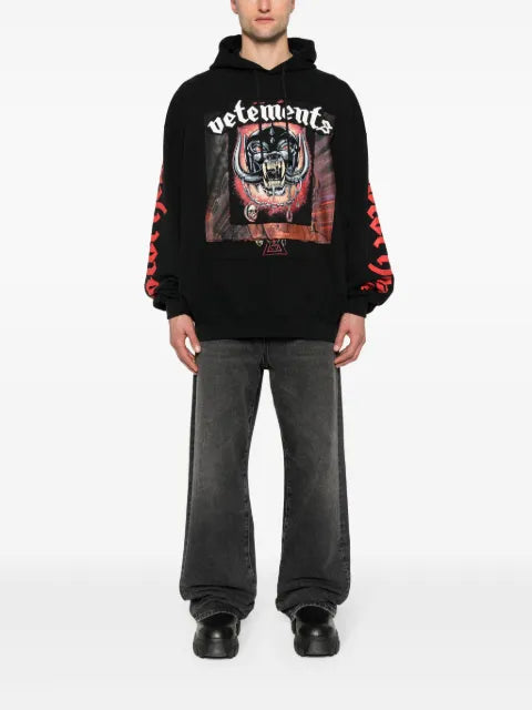 VETEMENTS logo-appliqué hoodie