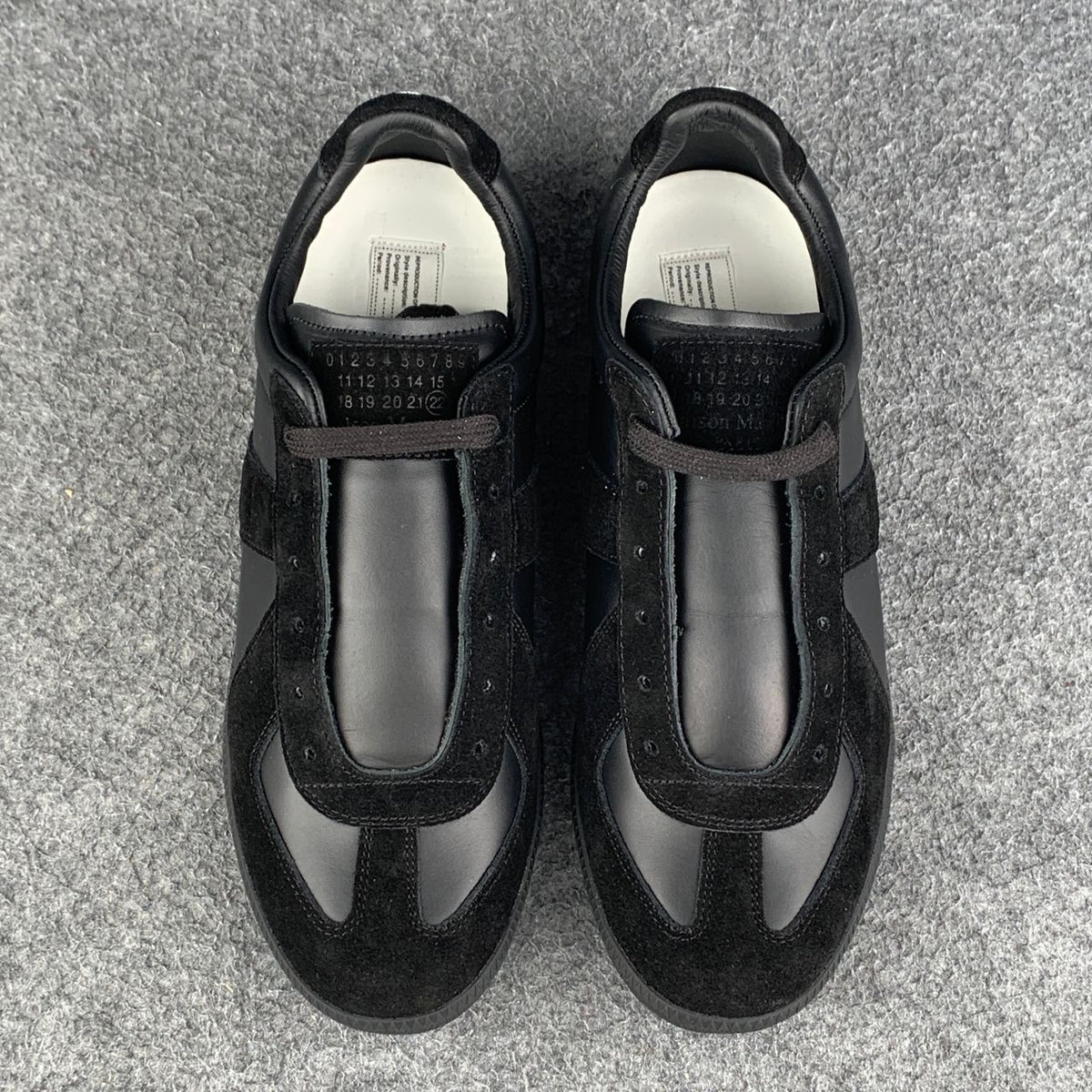 Maison Margiela Replica 'Black'