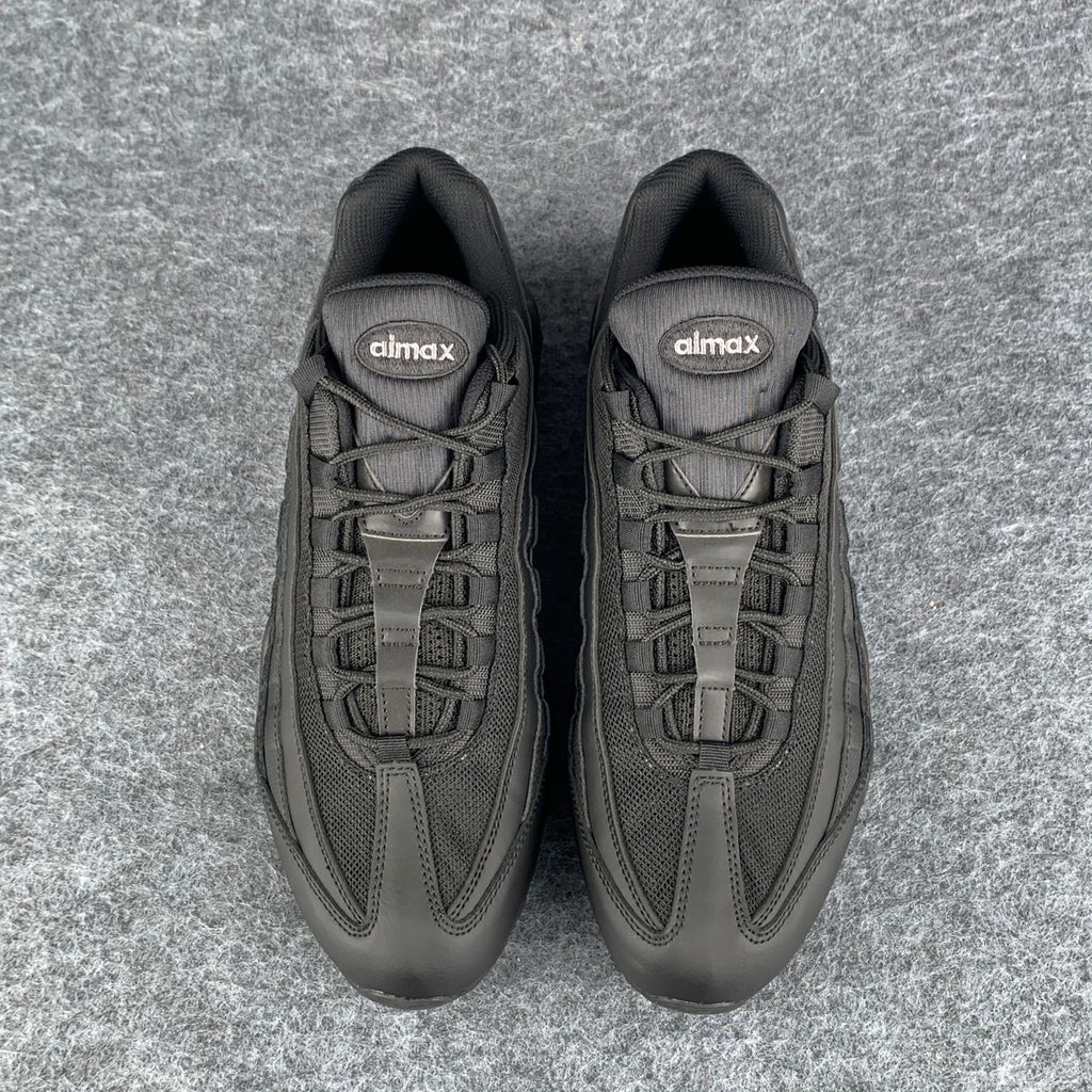 Air Max 95 Essential 'Triple Black'