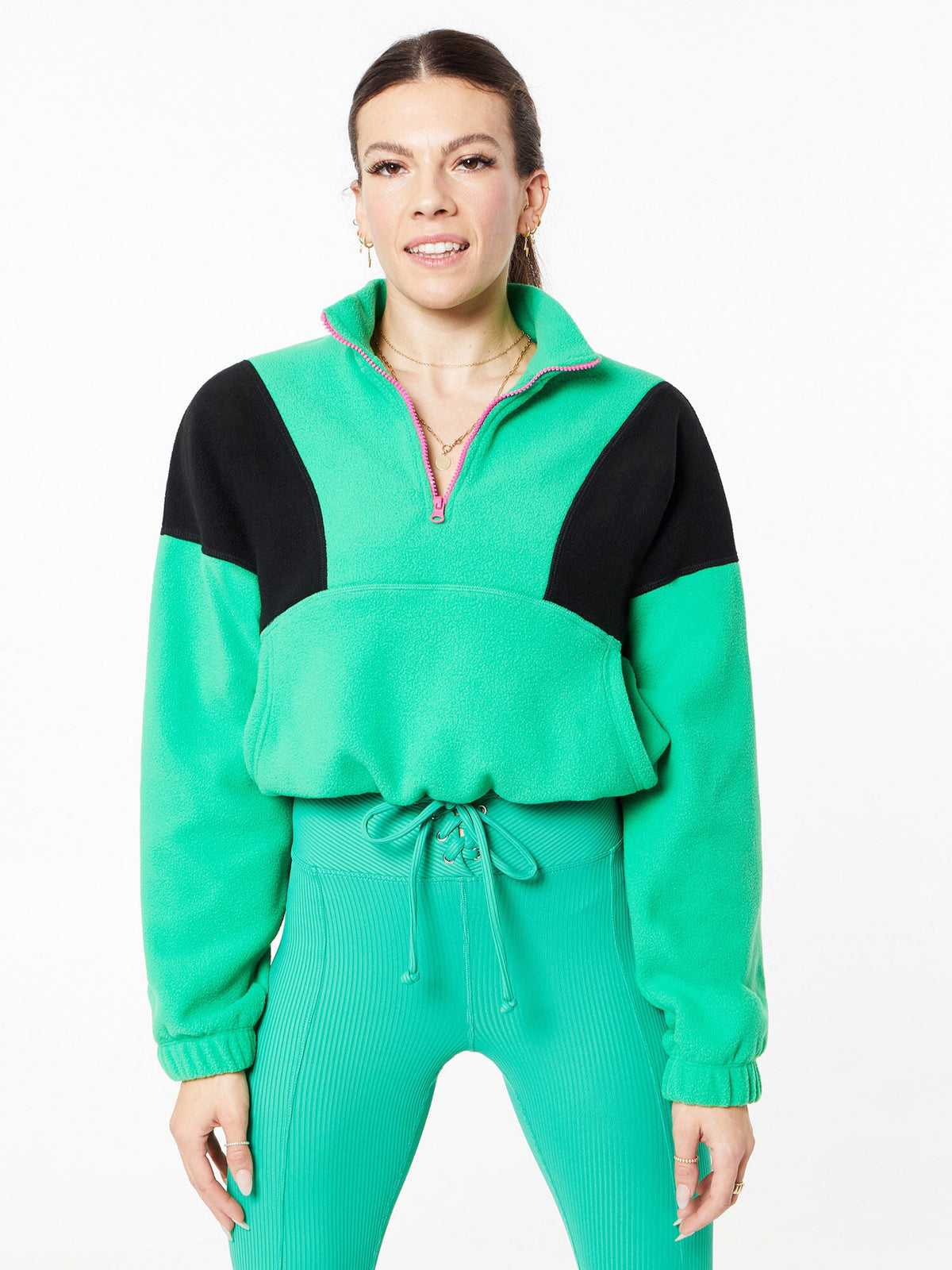 MAMMOTH CROPPED HALF ZIP
