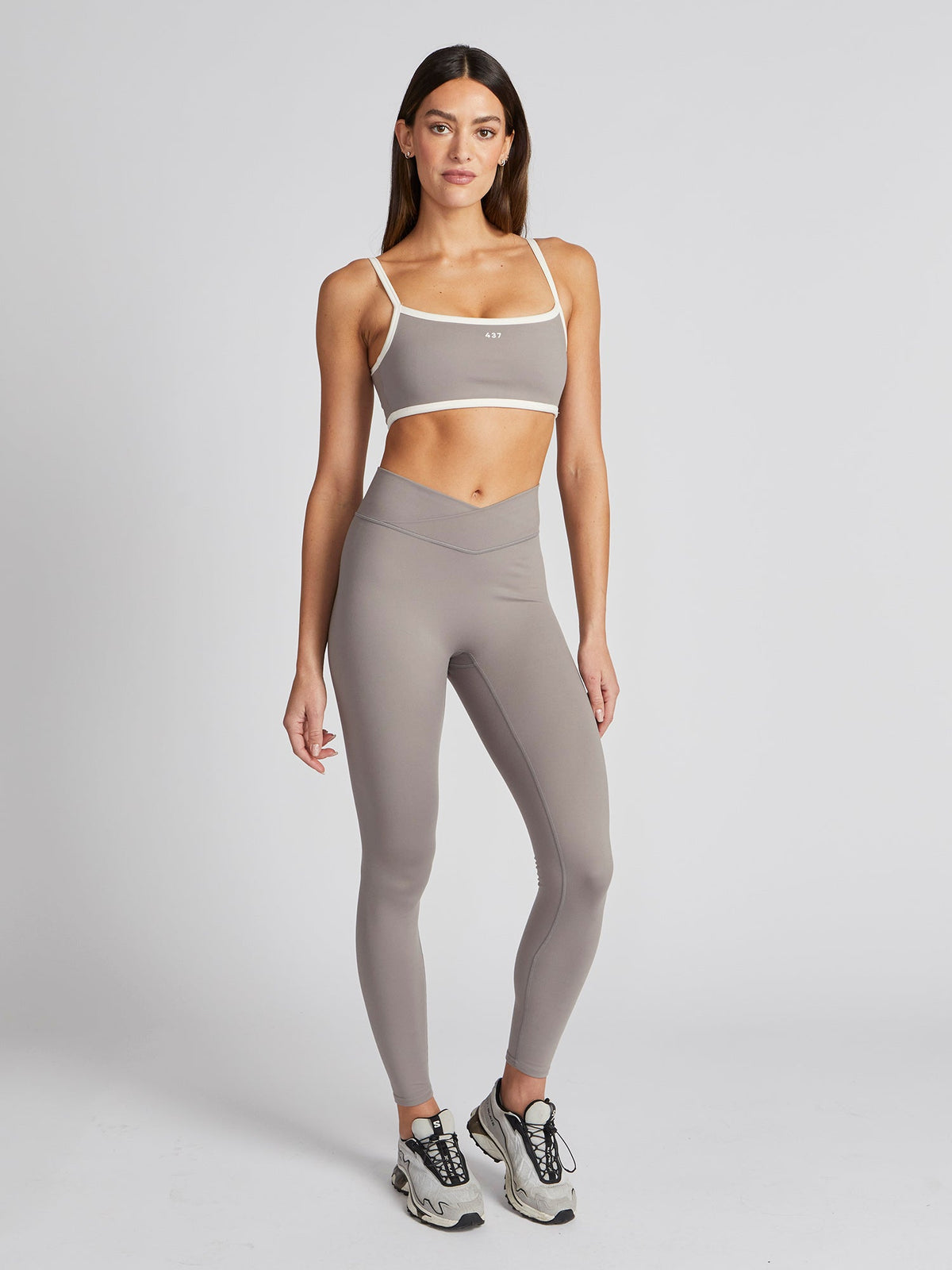 THE V LEGGING