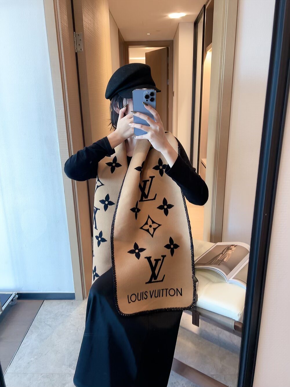 Louis Vuitton Monogram Contrast Scarf