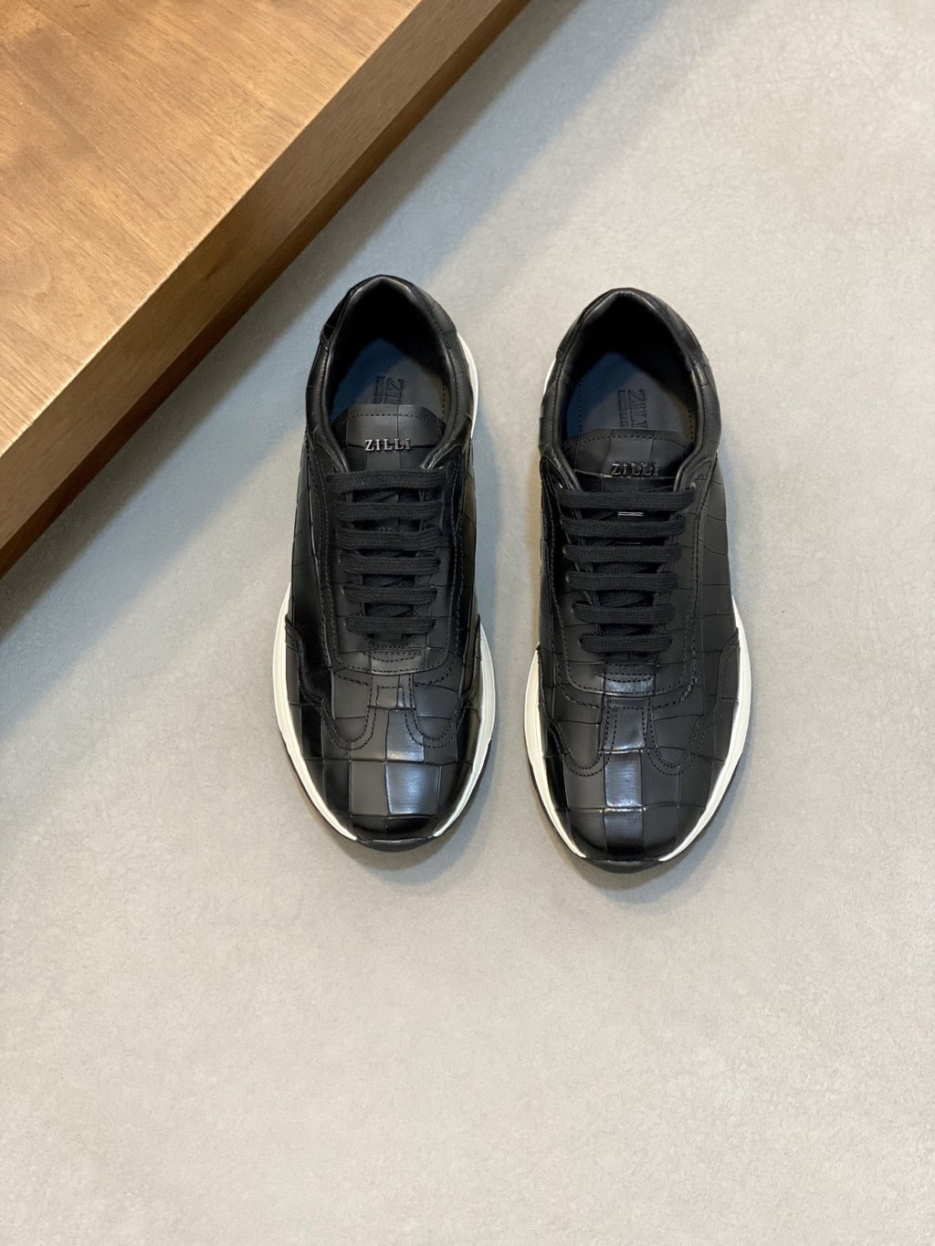 Zilli Men's Textured Low-Top Sneakers - Textured Upper With Stitched Panel Details