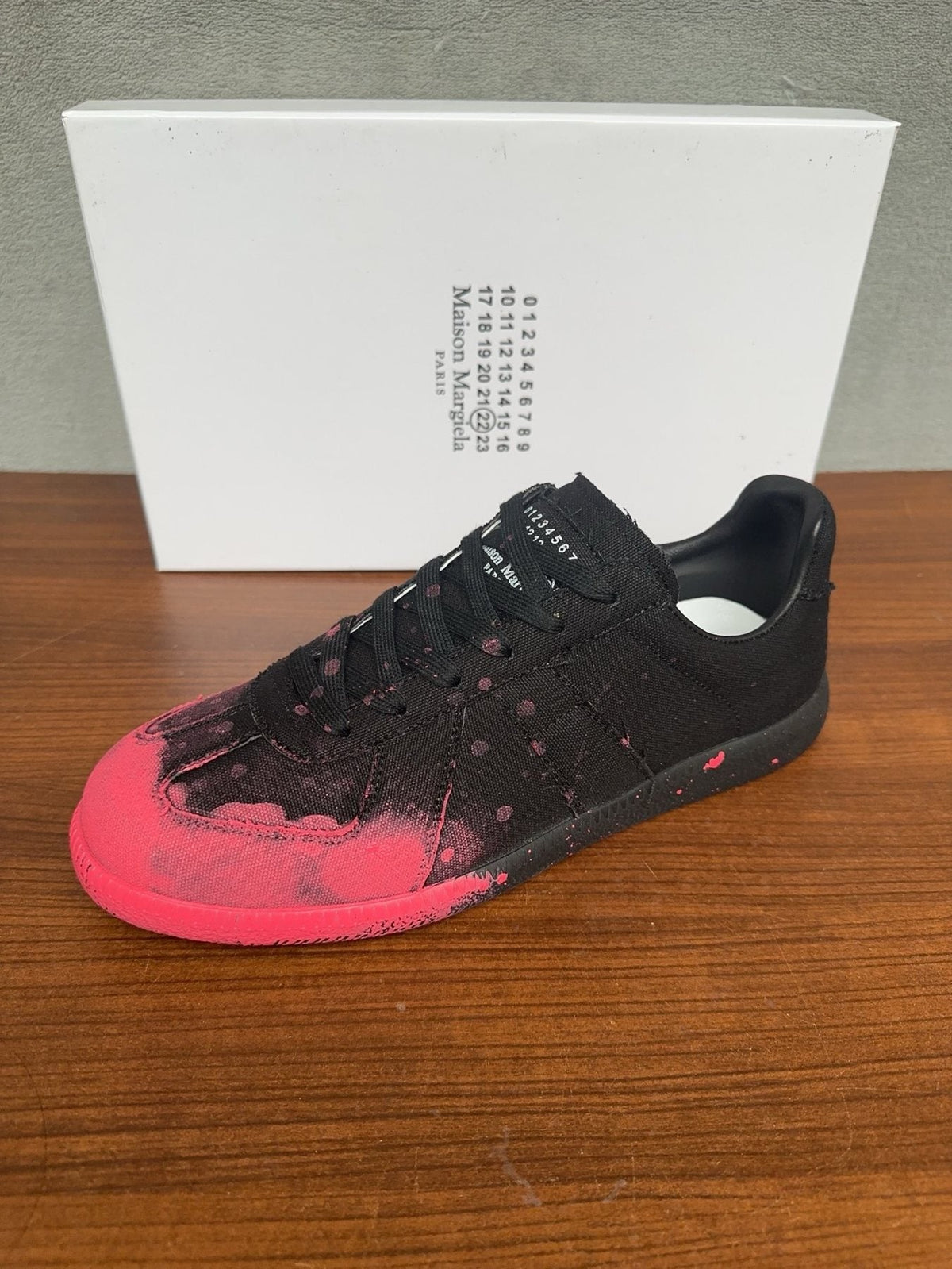 Maison Margiela Painted-Toe Low-Top Sneakers