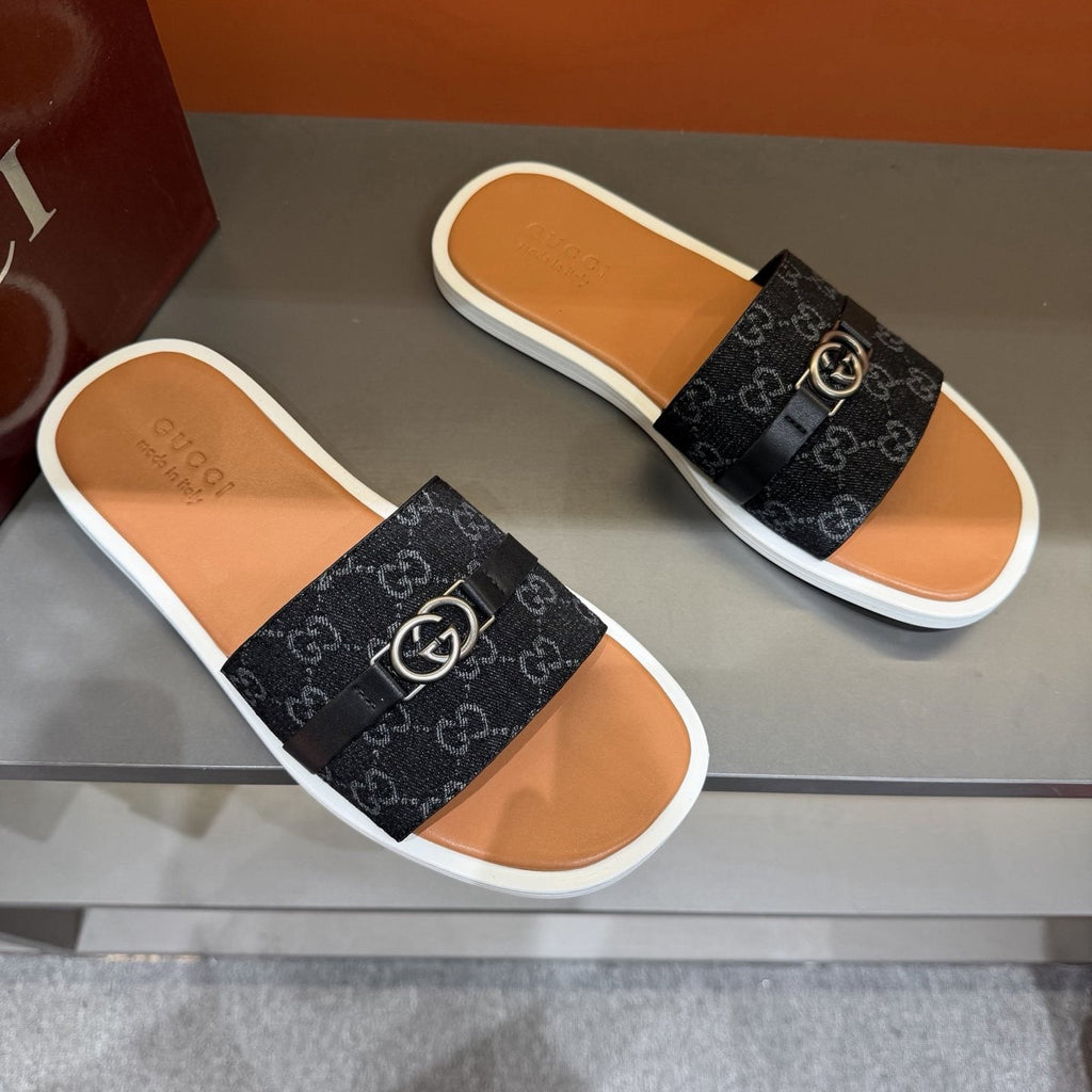 Gucci Patterned Strap Slide Sandals - Open Toe